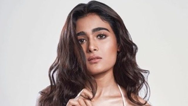 Shalini Pandey Speak