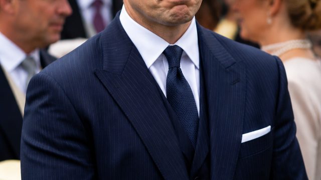Henry Cavill's Embar
