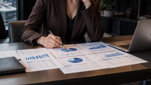 Evaluating Outside Counsel: Metrics That Matter in 2026